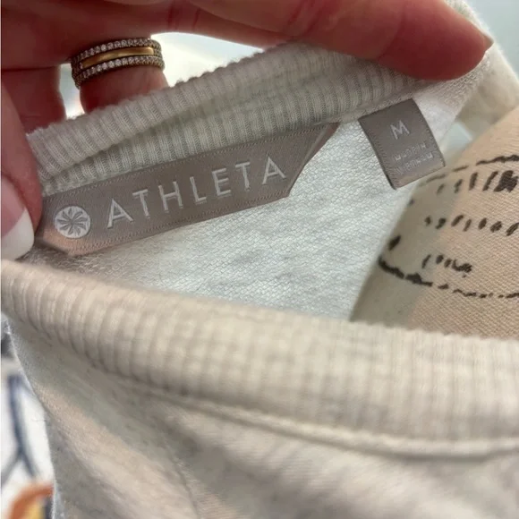 Athleta Off-White Pullover - Picture 5 of 5